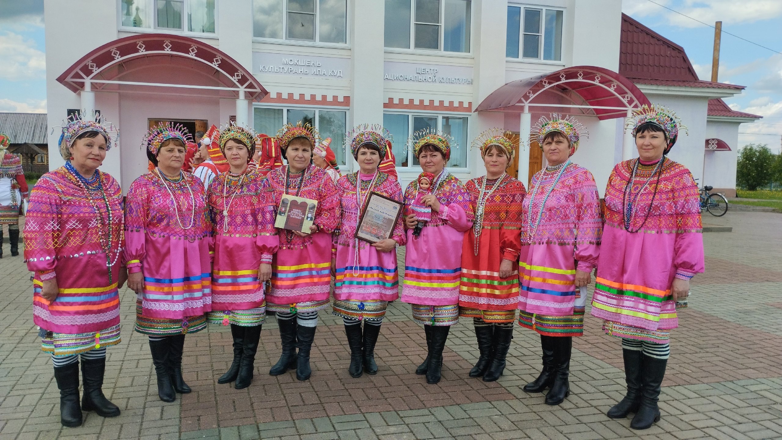 III Республиканский фестиваль мордовской песни «Велень вайгяльхть» («Сельские голоса»)!.